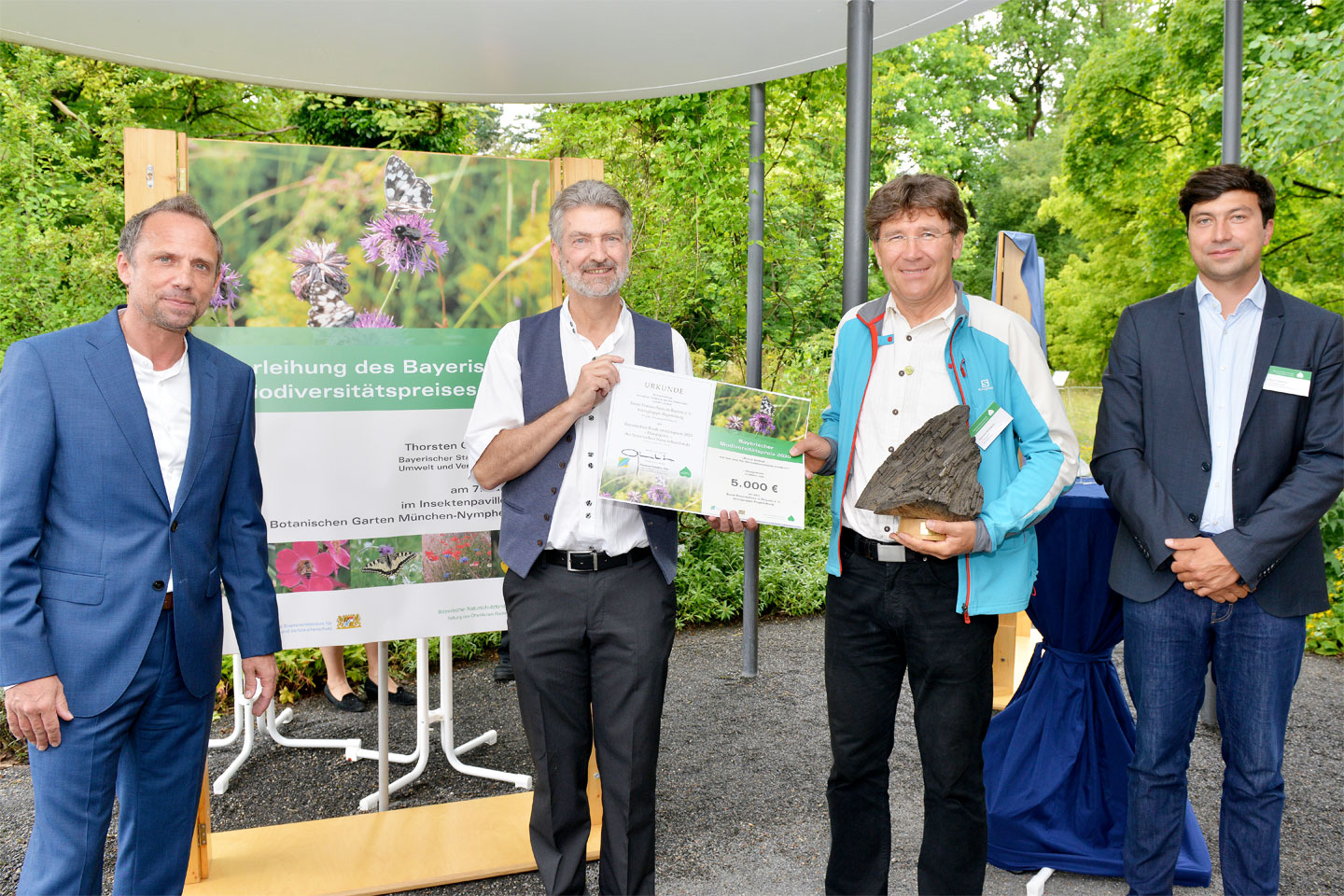 Der Hauptpreis geht an die Kreisgruppe Regensburg des BUND Naturschutzes in Bayern e.V.